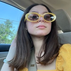 Meet your Posher, Katelyn